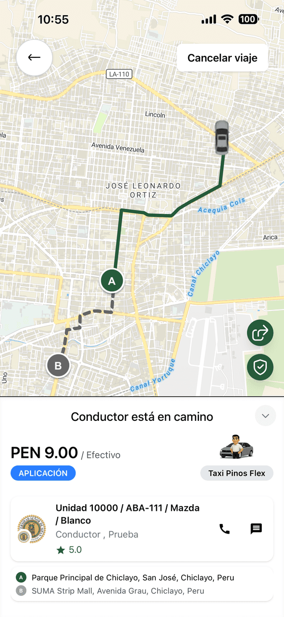 Pantalla de la app con el conductor en camino
